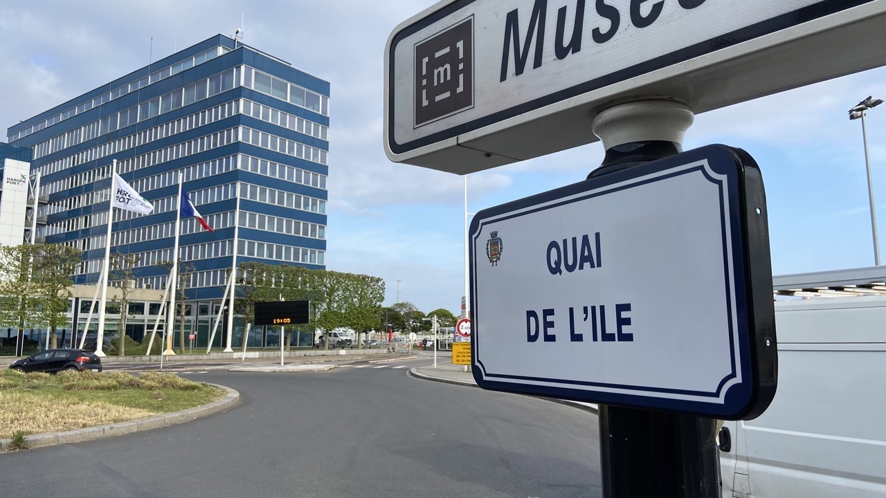 Panneau quai de l'Ile Le Havre quai de l'île