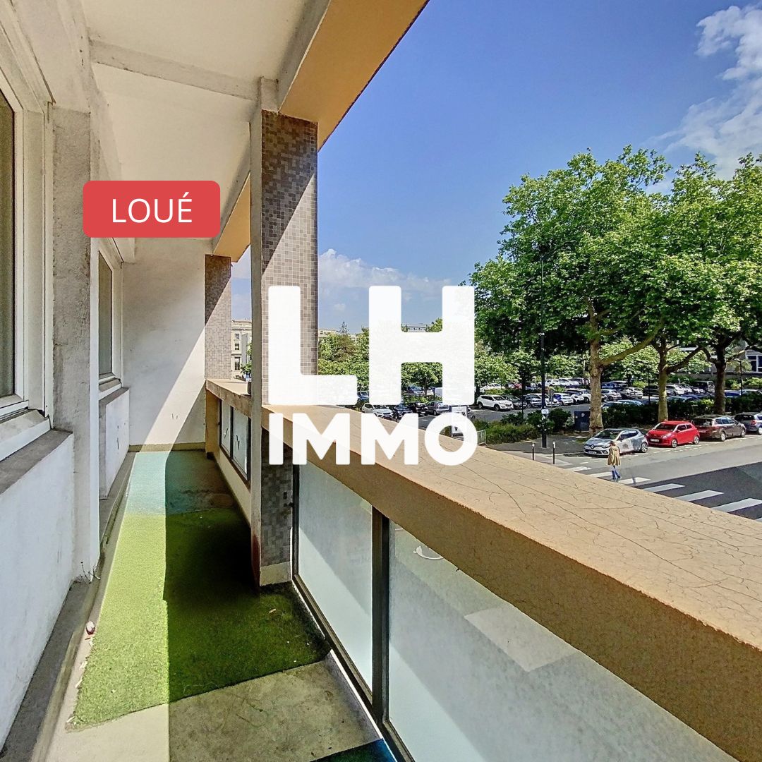 Appartement 98 m² T4 place du Chillou